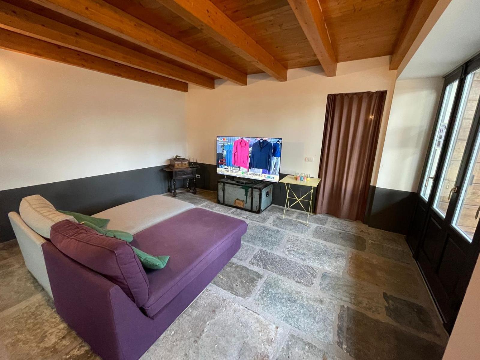 Beach Villa Fiorina Ghiffa Luaran gambar
